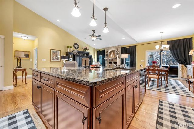 1519 Cattail Way, St Charles, MO 63303