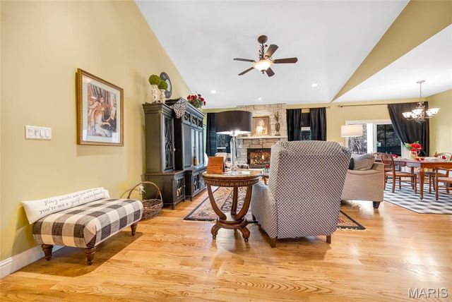 1519 Cattail Way, St Charles, MO 63303