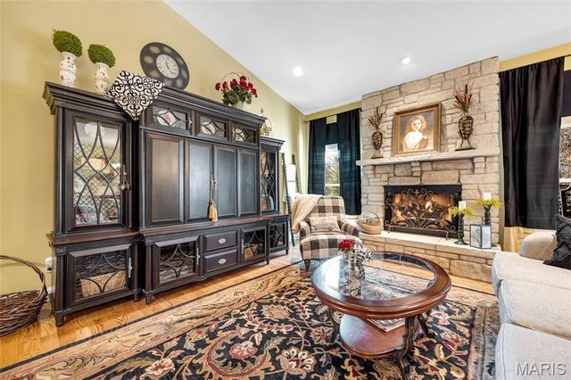 1519 Cattail Way, St Charles, MO 63303