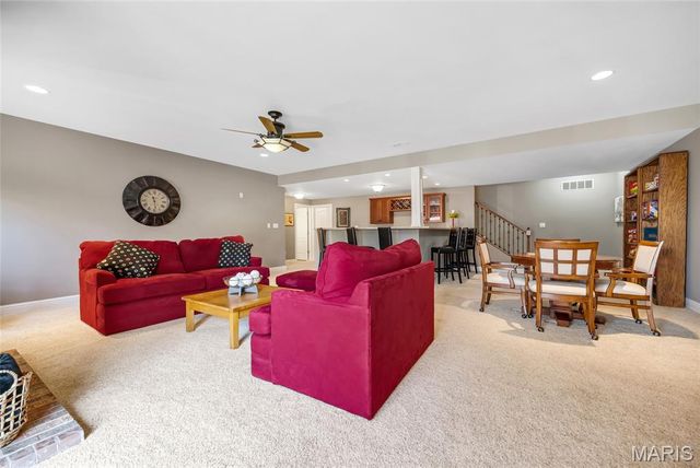 1519 Cattail Way, St Charles, MO 63303