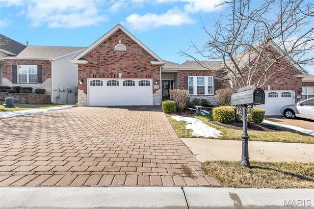 1519 Cattail Way, St Charles, MO 63303