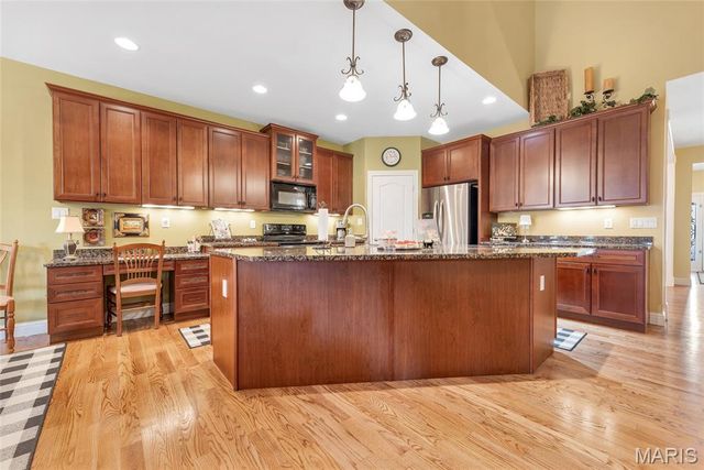 1519 Cattail Way, St Charles, MO 63303