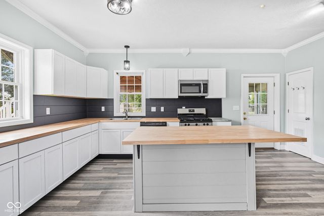 920 N Main Street, Tipton, IN 46072