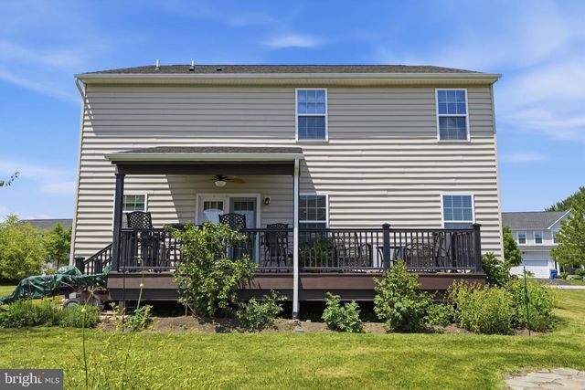 1810 ALAMINGO DR, Quakertown, PA 18951