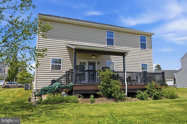 1810 ALAMINGO DR, Quakertown, PA 18951
