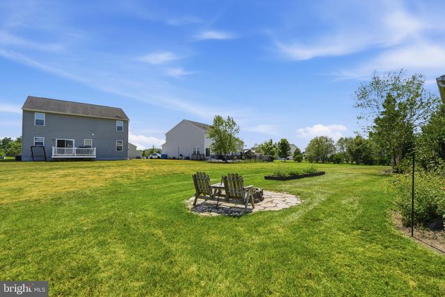 1810 ALAMINGO DR, Quakertown, PA 18951