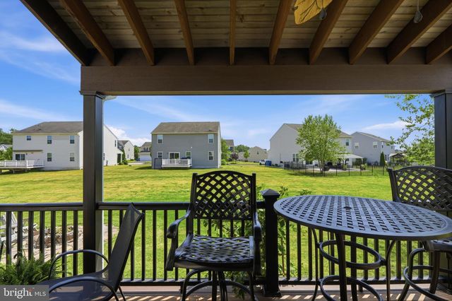 1810 ALAMINGO DR, Quakertown, PA 18951