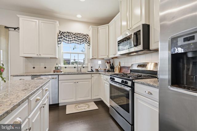 1810 ALAMINGO DR, Quakertown, PA 18951