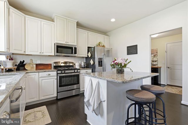 1810 ALAMINGO DR, Quakertown, PA 18951