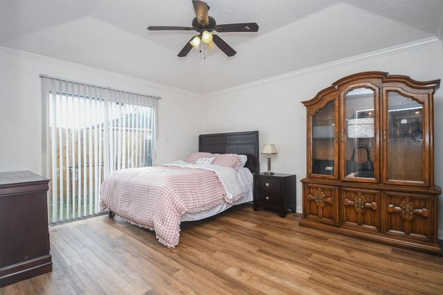 9231 Homeland Drive, Houston, TX 77083