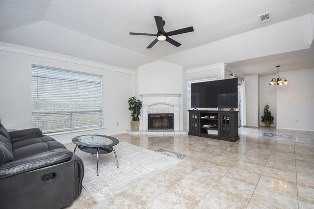 9231 Homeland Drive, Houston, TX 77083