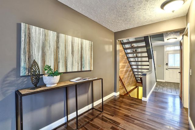 174 Shaker Heights Lane, Crestview Hills, KY 41017