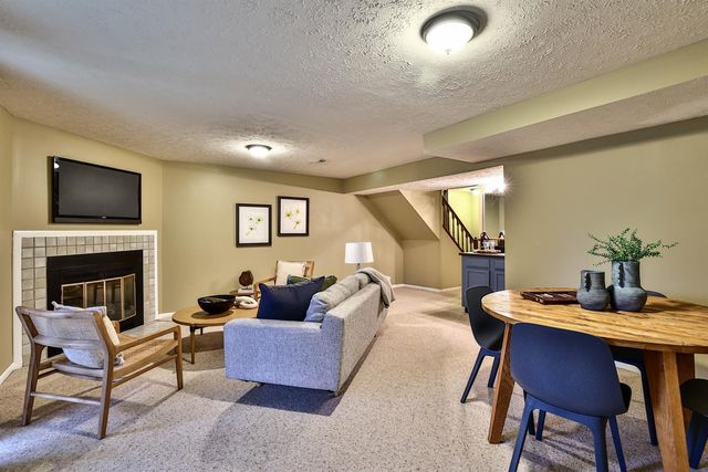 174 Shaker Heights Lane, Crestview Hills, KY 41017