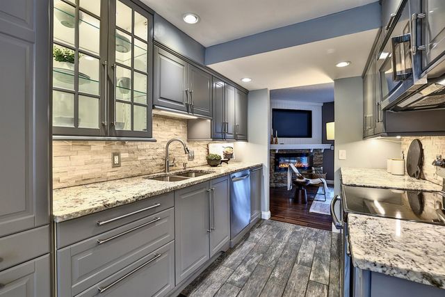 174 Shaker Heights Lane, Crestview Hills, KY 41017