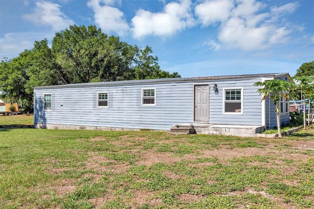 4162 LAUGHLIN ROAD, Mount Dora, FL 32757