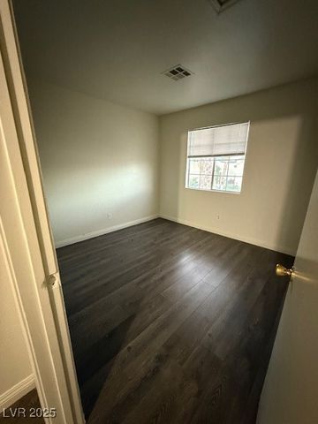 3923 Via Lucia Drive, Las Vegas, NV 89115