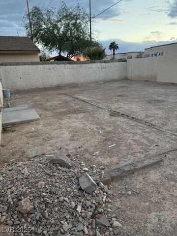 3923 Via Lucia Drive, Las Vegas, NV 89115