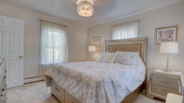 25 Lake Avenue, Helmetta, NJ 08828