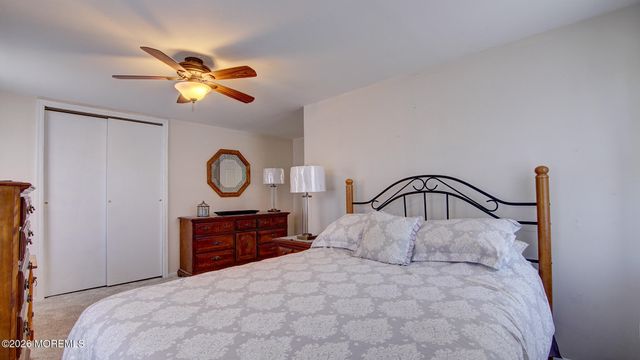 25 Lake Avenue, Helmetta, NJ 08828