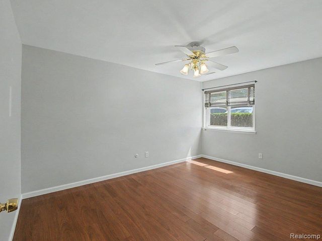 1974 Klingensmith Road 4, Bloomfield Charter Township, MI 48302