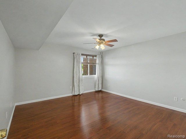 1974 Klingensmith Road 4, Bloomfield Charter Township, MI 48302