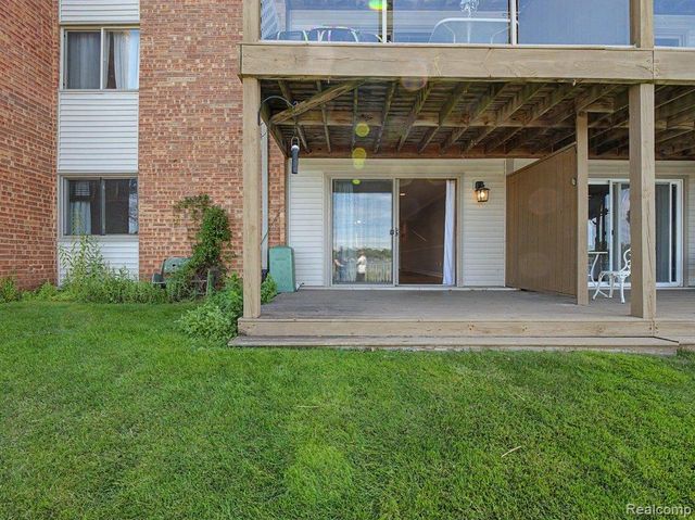 1974 Klingensmith Road 4, Bloomfield Charter Township, MI 48302