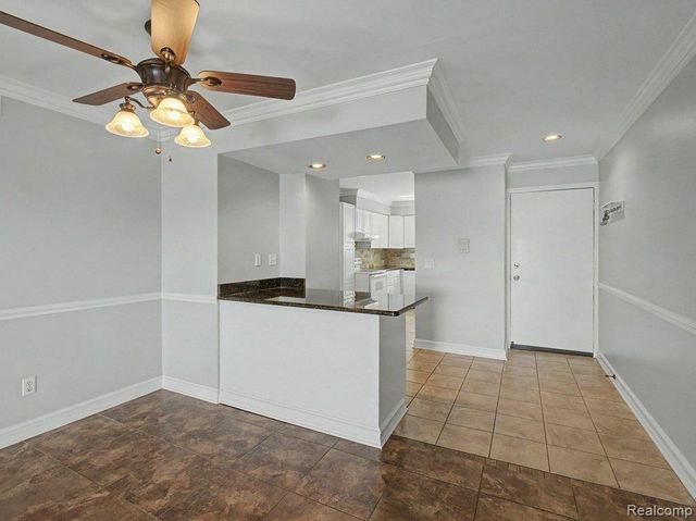 1974 Klingensmith Road 4, Bloomfield Charter Township, MI 48302