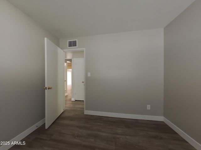 3202 W WOOD Drive, Phoenix, AZ 85029