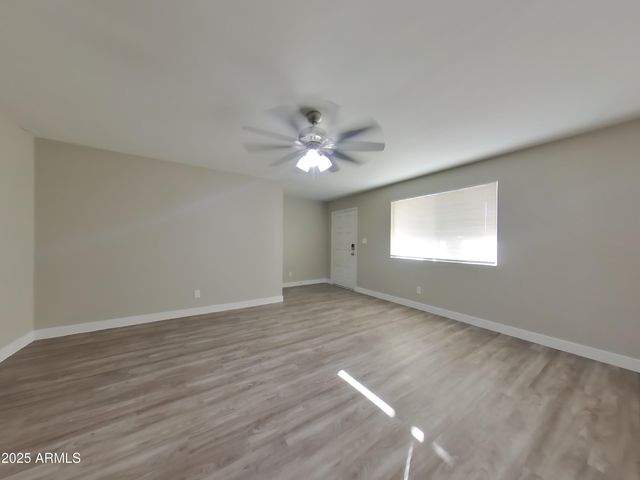 3202 W WOOD Drive, Phoenix, AZ 85029