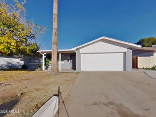 3202 W WOOD Drive, Phoenix, AZ 85029