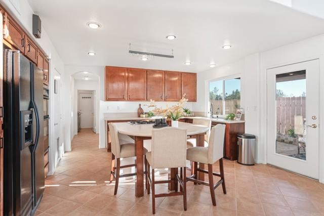 2288 Boulders Ct, Alpine, CA 91901