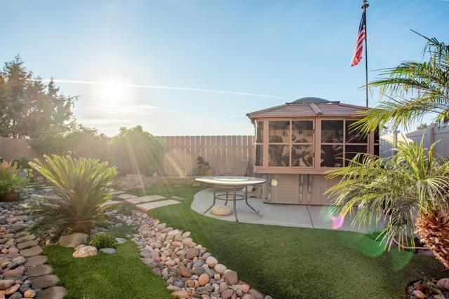 2288 Boulders Ct, Alpine, CA 91901