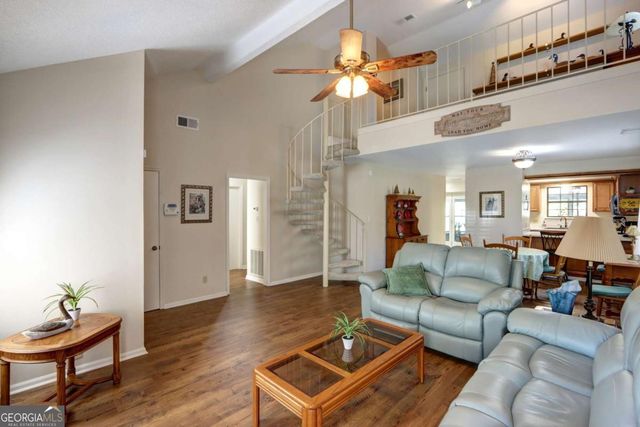 22 Hidden Lake Court, Savannah, GA 31419