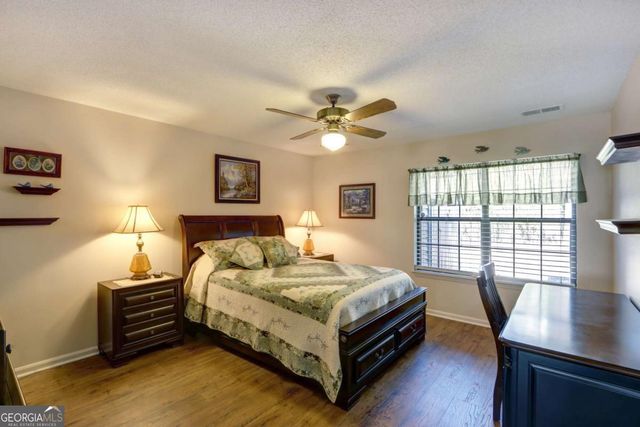 22 Hidden Lake Court, Savannah, GA 31419