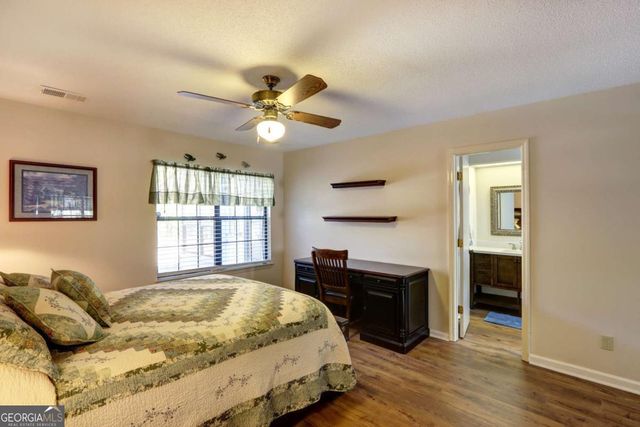 22 Hidden Lake Court, Savannah, GA 31419