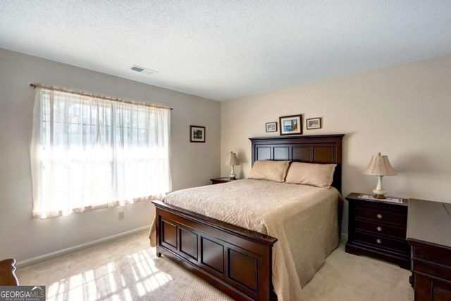 22 Hidden Lake Court, Savannah, GA 31419