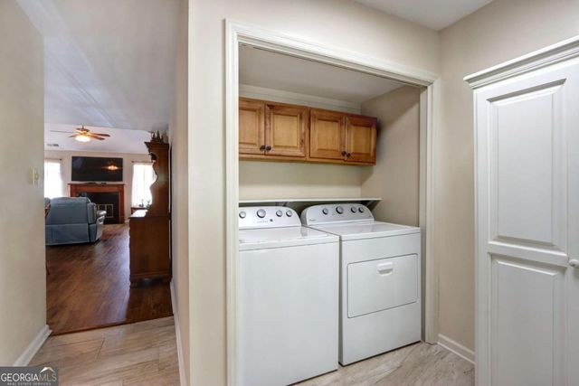 22 Hidden Lake Court, Savannah, GA 31419