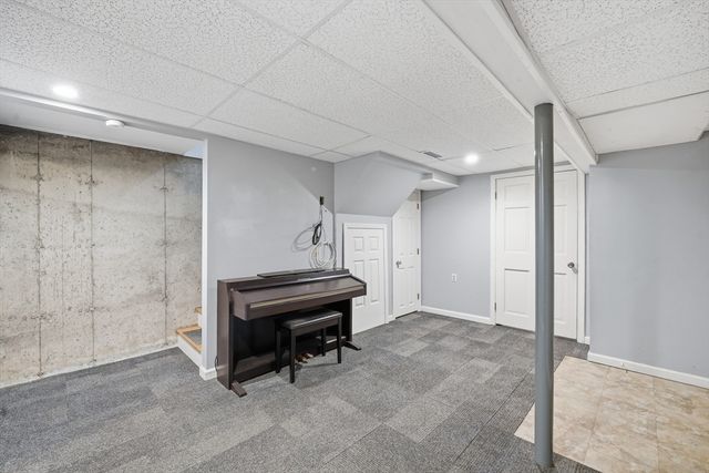 100 South Loomis, Southwick, MA 01077