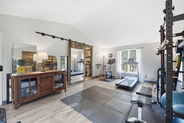 100 South Loomis, Southwick, MA 01077