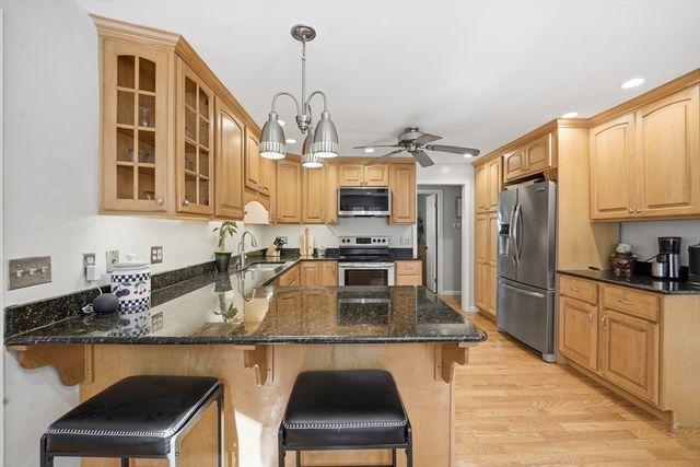 100 South Loomis, Southwick, MA 01077