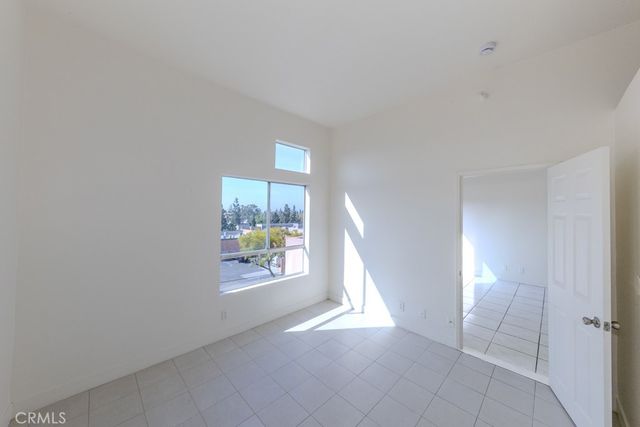 450 E 4th Street 423, Santa Ana, CA 92701