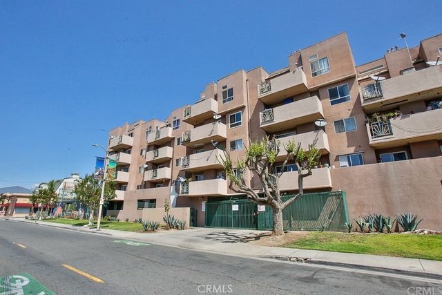 450 E 4th Street 423, Santa Ana, CA 92701
