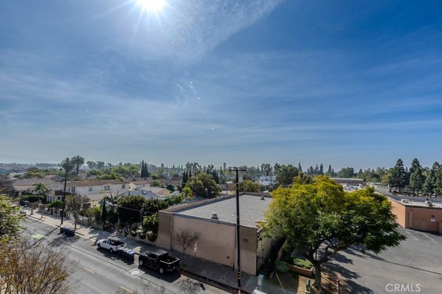 450 E 4th Street 423, Santa Ana, CA 92701