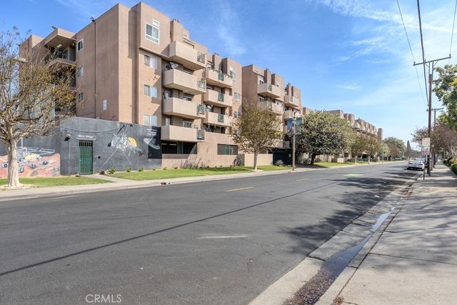 450 E 4th Street 423, Santa Ana, CA 92701