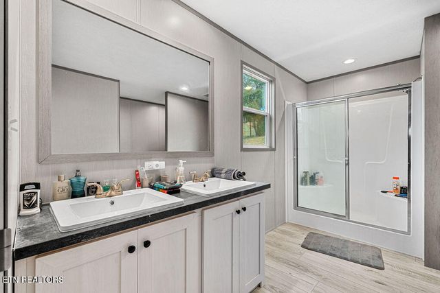 2601 Prospect Church Rd, Loudon, TN 37774