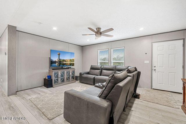 2601 Prospect Church Rd, Loudon, TN 37774