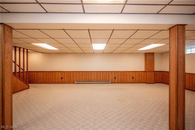 548 Squirrel Hill Drive, Youngstown, OH 44512