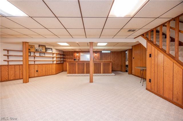 548 Squirrel Hill Drive, Youngstown, OH 44512
