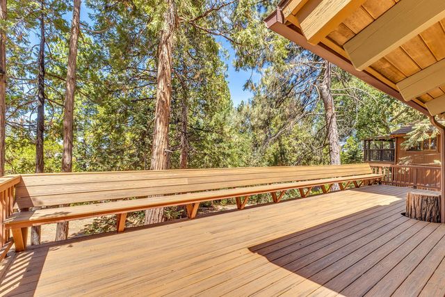 25461 Shadow Oaks, Idyllwild, CA 92549