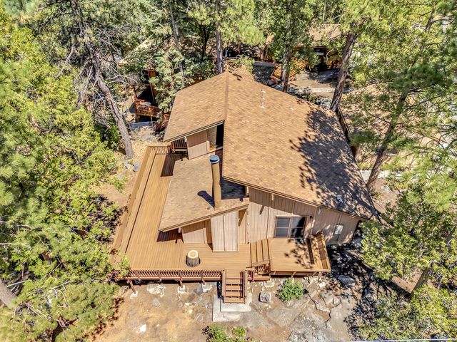 25461 Shadow Oaks, Idyllwild, CA 92549